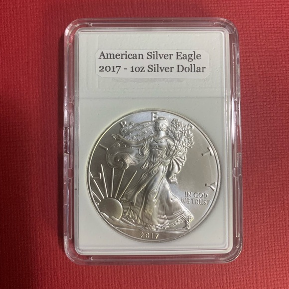 Us Mint Other - American Silver Eagle 2017 - 1oz Silver Dollar